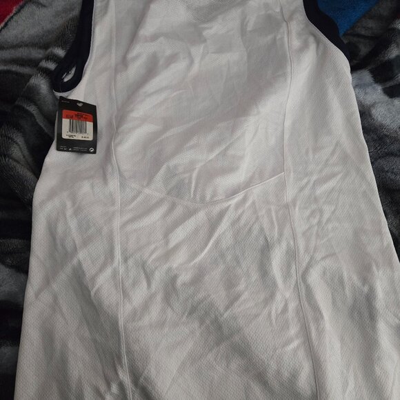 Large Nike Team white shirt basketball - Picture 1 of 2
